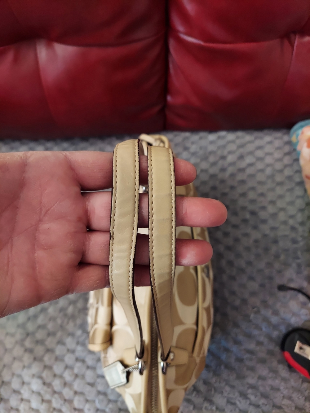 Coach Beige Signature Tote with Turn-Lock Closure - Picture 4 of 7
